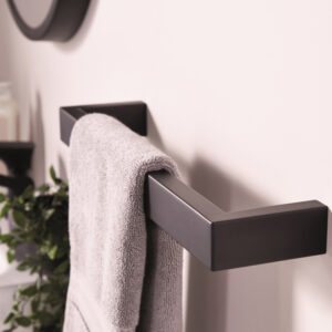 Eridge 630mm Dry Electric Towel Rail - Matt Black